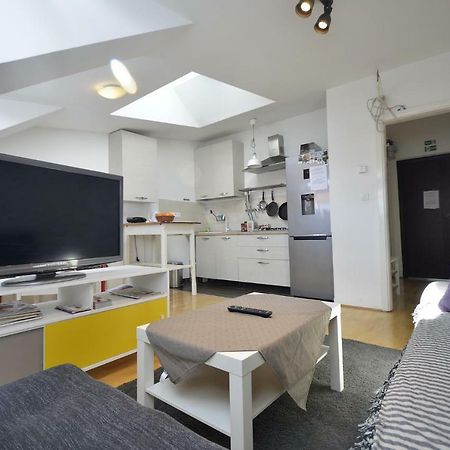 Simpa Stan U Potkrovlju Zagreb Extérieur photo